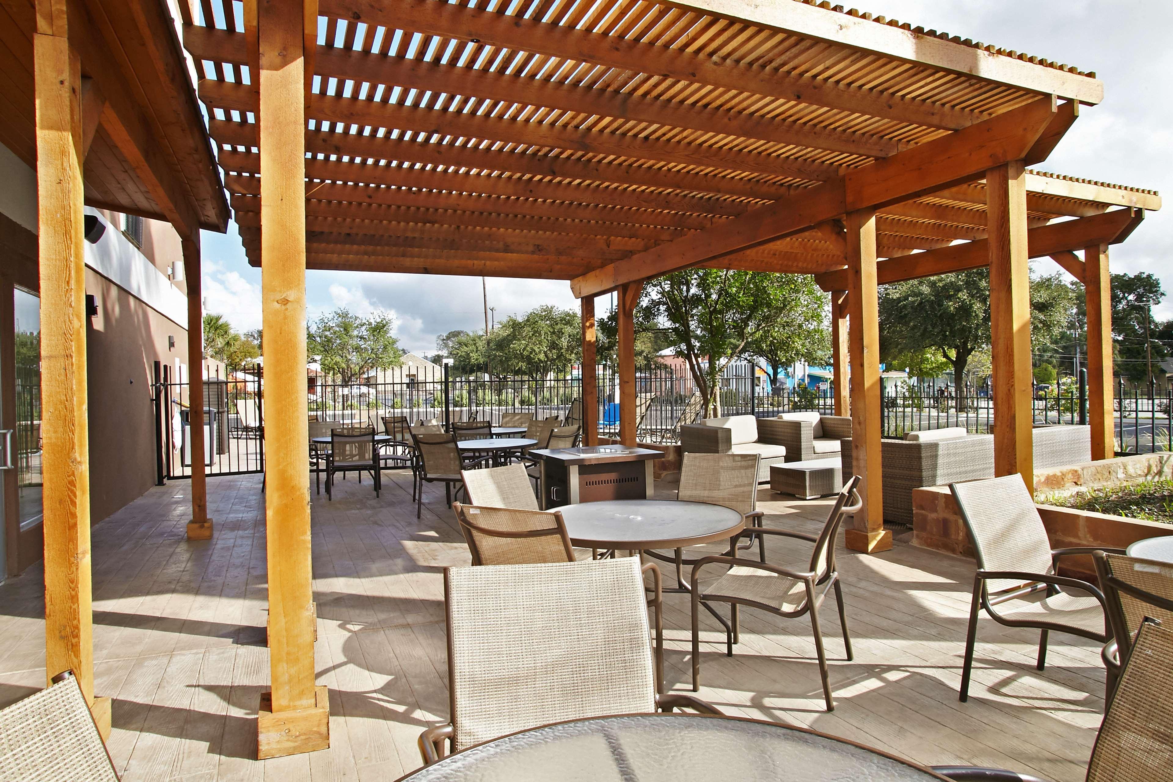 Best Western Plus Madison-Huntsville Hotel Luaran gambar